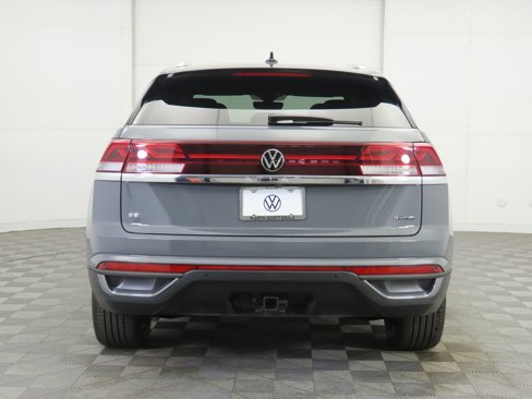 New 2026 Volkswagen Atlas Cross Sport SE image 6