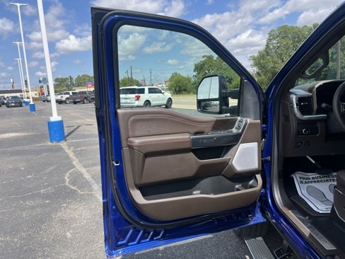 New 2026 Ford F250 4x4 Crew Cab Super Duty image 13