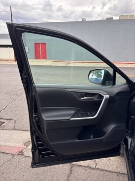 Used 2024 Toyota RAV4 XLE image 9