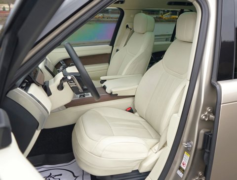 Used 2023 Land Rover Range Rover SE image 17