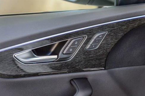 Used 2021 Audi Q8 Premium Plus w/ Premium Plus Package image 49