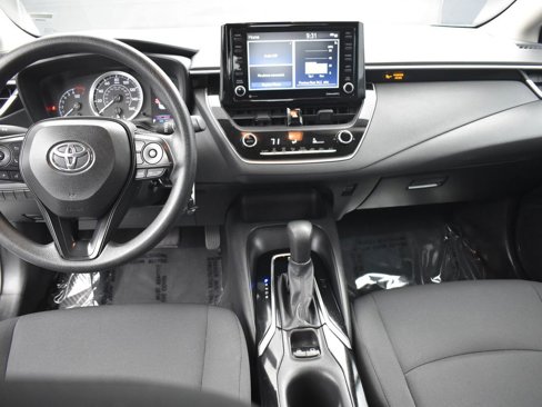 Used 2022 Toyota Corolla LE image 8