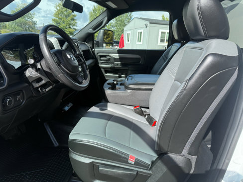 Used 2024 RAM 5500 Tradesman image 11