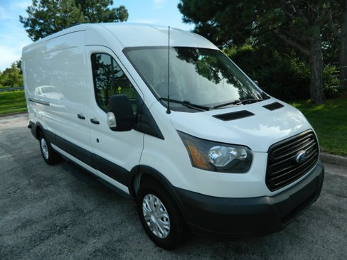 Used 2019 Ford Transit 150 148 Medium Roof image 3