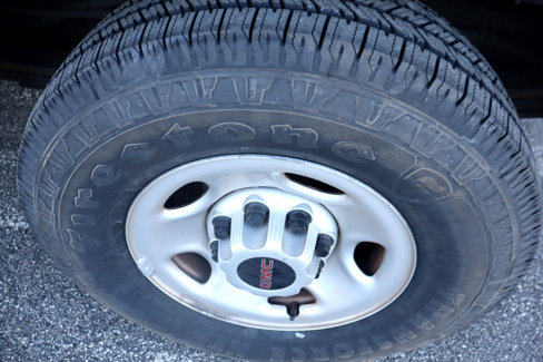 Used 2023 GMC Savana 3500 LS image 14