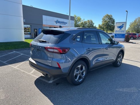 Used 2025 Ford Escape ST-Line w/ Tech Pack #1 image 7