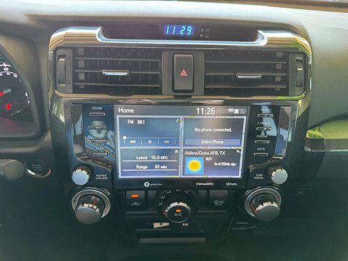 Used 2023 Toyota 4Runner 40th Anniversary SE image 13