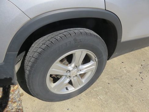 Used 2019 Chevrolet Trax LS image 27