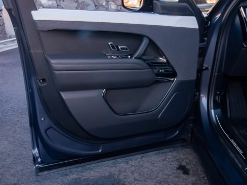 New 2025 Land Rover Range Rover Sport Dynamic SE image 32