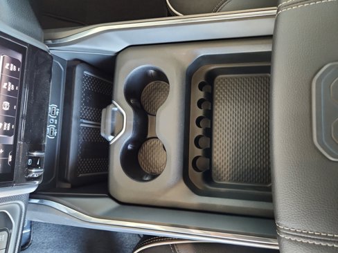 New 2025 RAM 3500 Laramie image 15