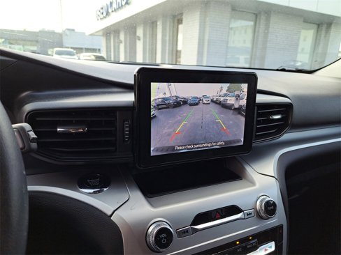 Certified 2022 Ford Explorer XLT image 21