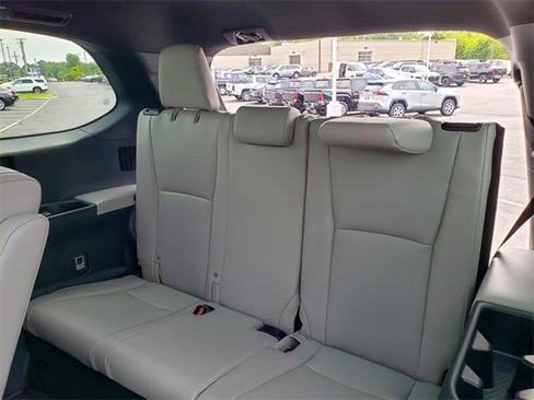 Used 2025 Toyota Grand Highlander AWD Hybrid image 20
