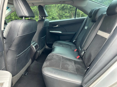 Used 2014 Toyota Camry SE image 22