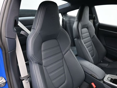 Certified 2025 Porsche 911 Carrera image 10