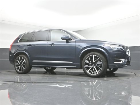 Used 2024 Volvo XC90 B6 Ultimate w/ Lounge Package image 38