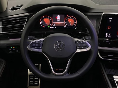 New 2026 Volkswagen Atlas Peak Edition image 16