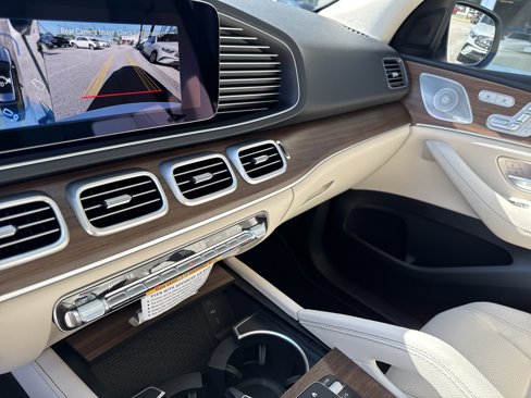 New 2026 Mercedes-Benz GLE 450 4MATIC image 9