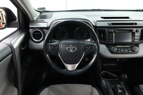 Used 2016 Toyota RAV4 XLE image 10