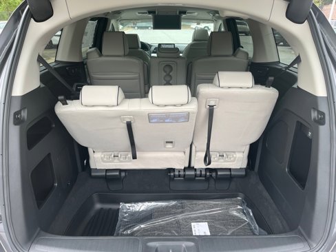 Used 2026 Honda Odyssey Touring image 12