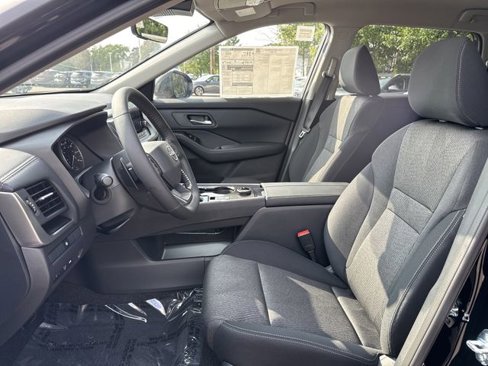New 2026 Nissan Rogue SV image 4