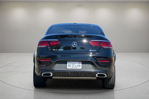 Used 2023 Mercedes-Benz GLC 300 4MATIC Coupe image 5