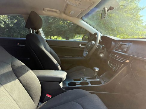 Used 2016 Kia Optima LX image 15