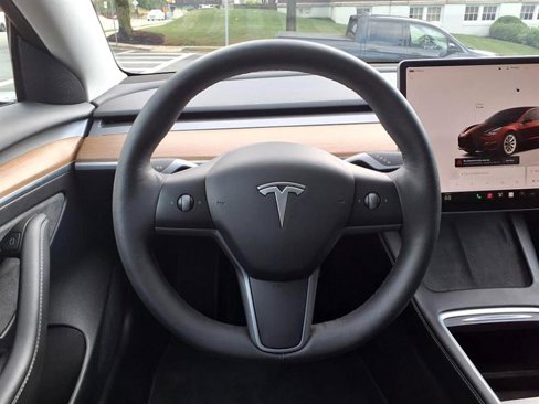 Used 2022 Tesla Model 3 Long Range image 22