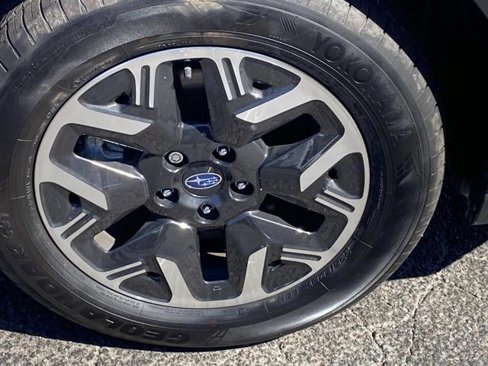 Certified 2025 Subaru Forester Premium image 27
