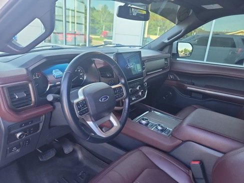 Used 2022 Ford Expedition Max Limited image 16