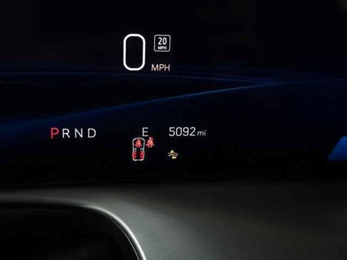 New 2026 Cadillac Vistiq Sport w/ LPO, Floor Liner Package image 18