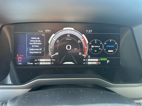 New 2025 Toyota Sequoia Platinum image 11