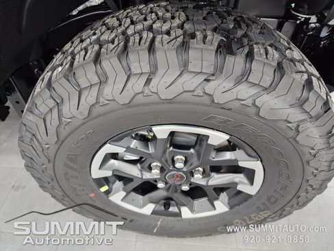 New 2025 Jeep Wrangler Unlimited Rubicon image 3