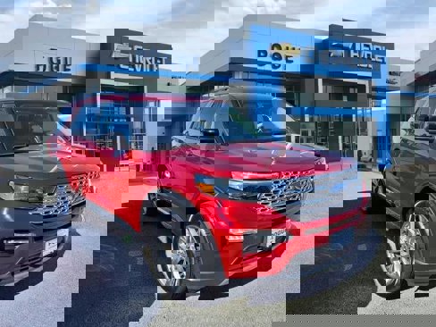 Used 2023 Ford Explorer Limited image 1