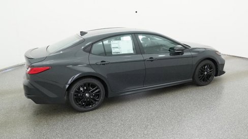 New 2026 Toyota Camry Hybrid image 10