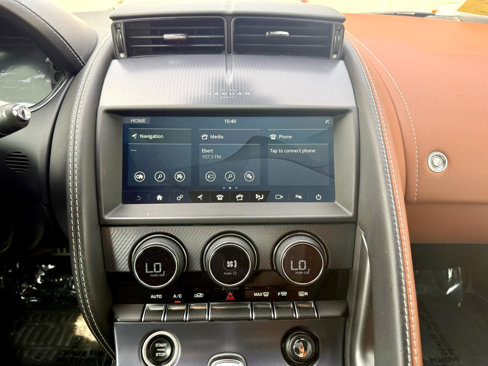 Used 2021 Jaguar F-TYPE R-Dynamic image 31