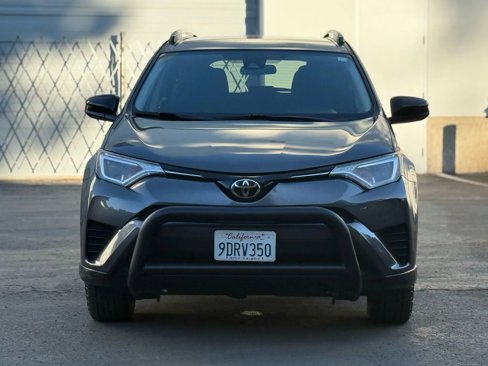 Used 2018 Toyota RAV4 LE w/ All Weather Liner Package image 3