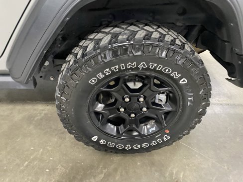 Used 2023 Jeep Wrangler Unlimited image 25