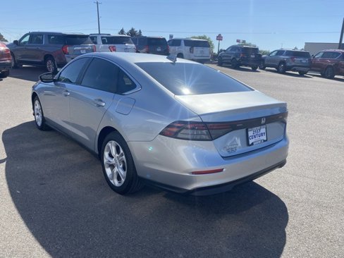 Used 2025 Honda Accord LX image 10