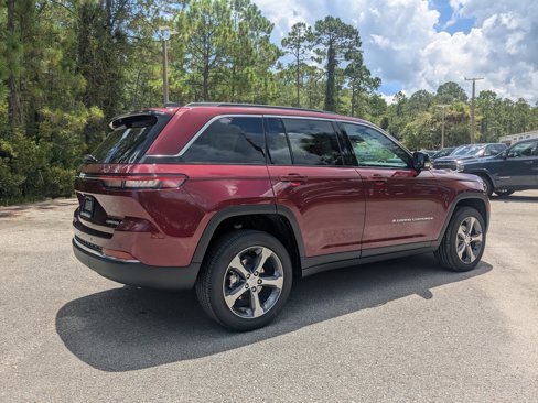 New 2025 Jeep Grand Cherokee Limited image 3