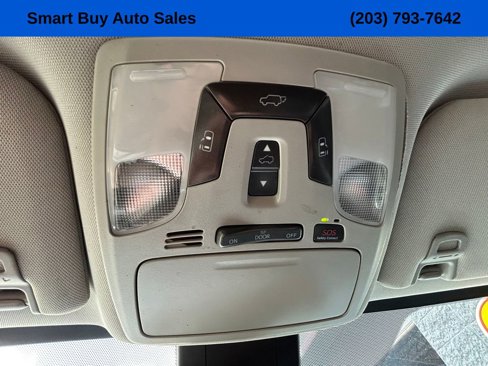 Used 2019 Toyota Sienna SE image 37