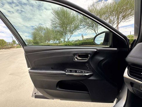 Used 2016 Toyota Avalon Touring image 20