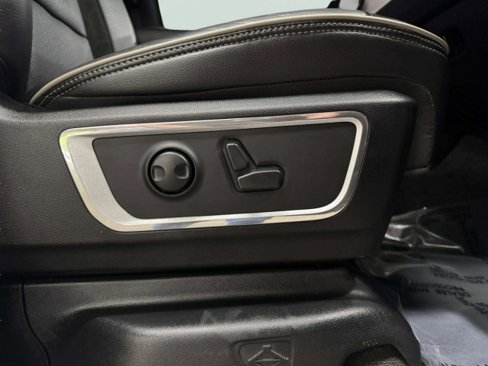 Used 2023 RAM 1500 Laramie image 42