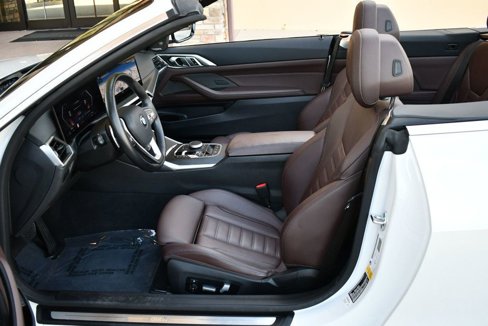 Used 2024 BMW 430i Convertible w/ Premium Package image 57