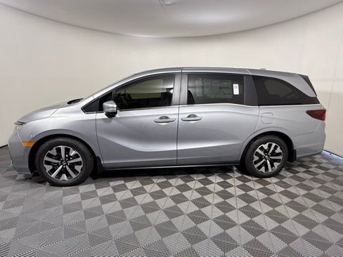 New 2026 Honda Odyssey EX-L image 3