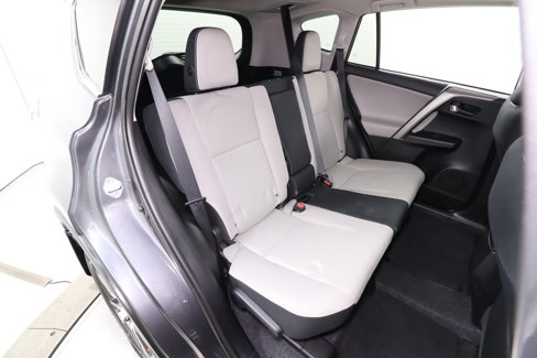 Used 2016 Toyota RAV4 XLE image 20