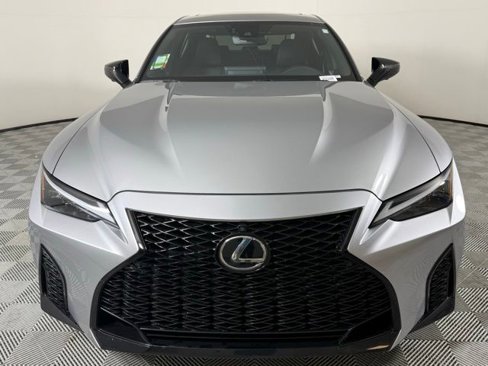 Used 2025 Lexus IS 500 image 13