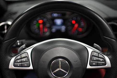 Used 2017 Mercedes-Benz SL 550 image 16