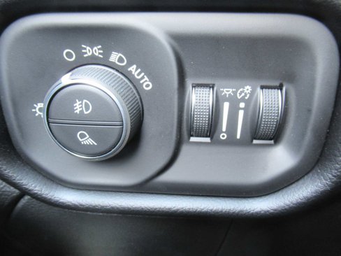 New 2026 RAM 3500 Laramie image 31