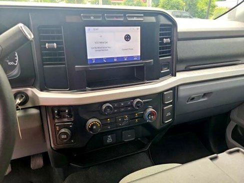 Used 2024 Ford F350 XLT image 37