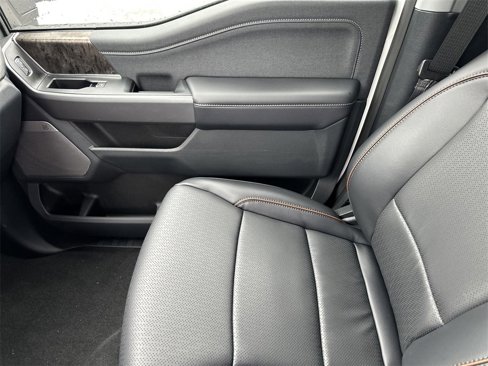 New 2025 Ford F250 Lariat image 31